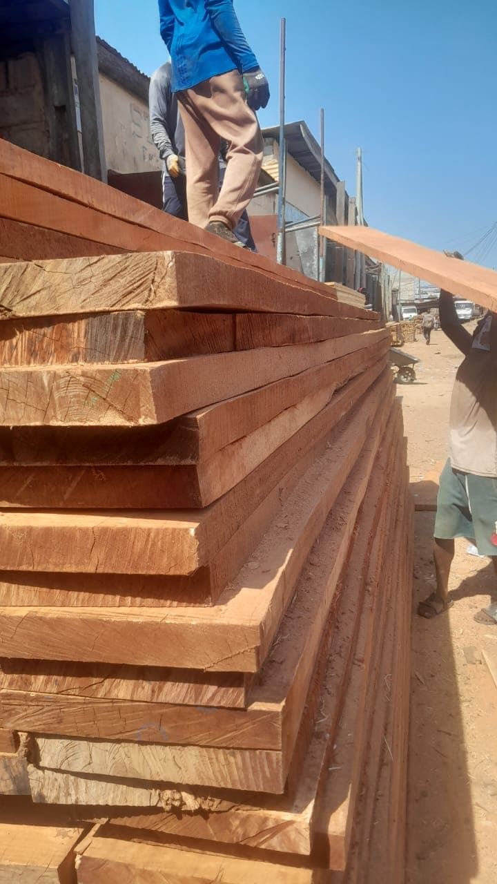 Guare Hardwood